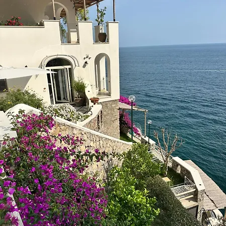Apart-hotel Marianna Furore