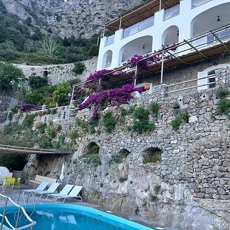 Apart-hotel Marianna Furore